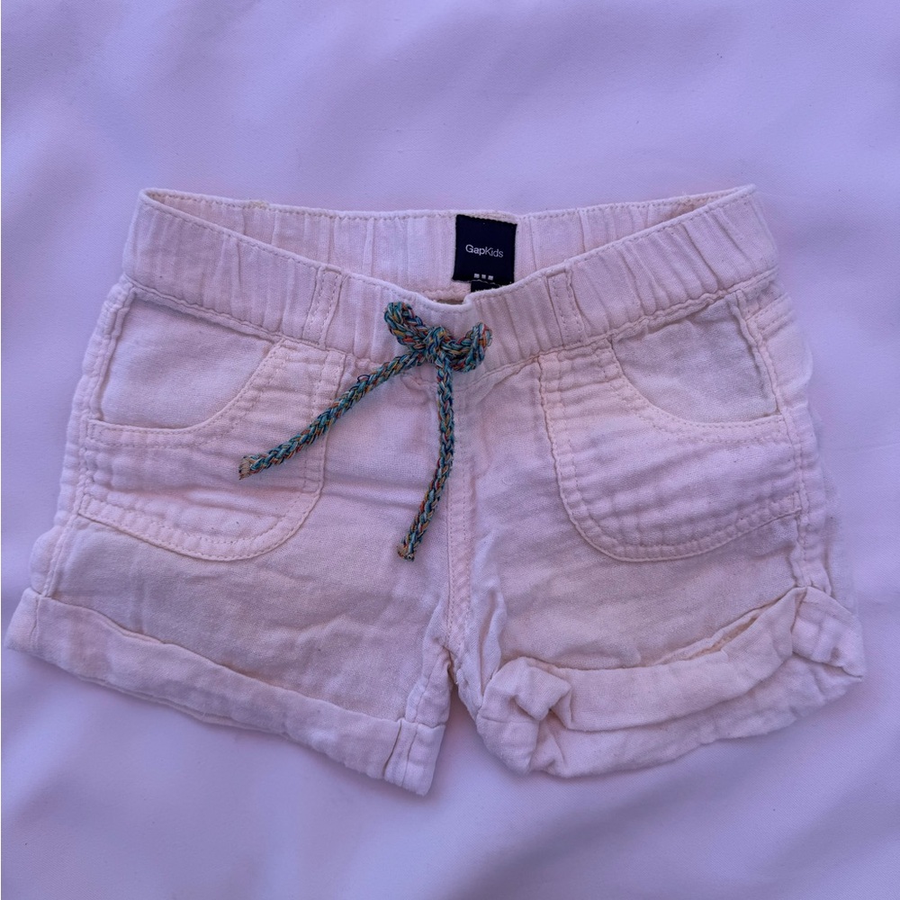 GAP Cream Cargo Shorts for Women